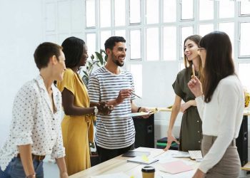 Cách thức để xây dựng một xã hội tốt đẹp theo Phong cách Lãnh Đạo Dân Chủ