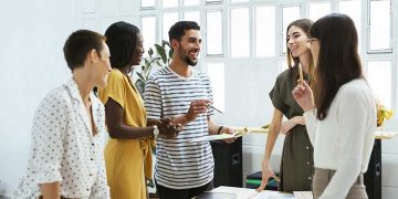 Cách thức để xây dựng một xã hội tốt đẹp theo Phong cách Lãnh Đạo Dân Chủ